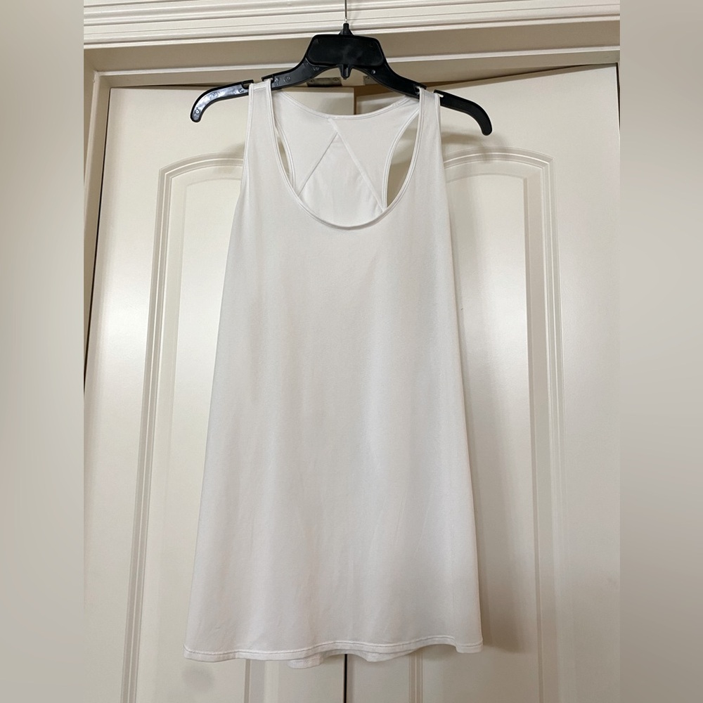 lululemon women’s white tank top